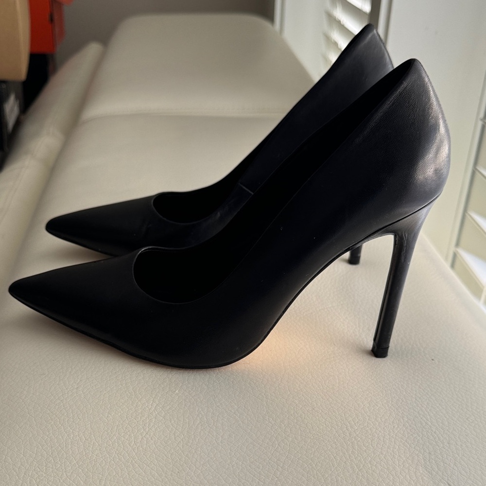 Zara Black Pointed-Toe Stiletto Pumps
